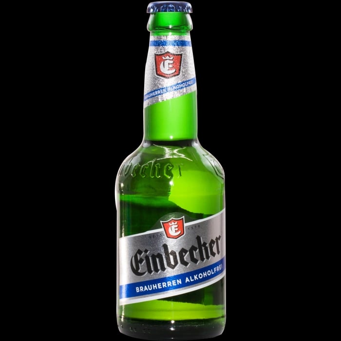 Einbecker Non-Alcoholic Pilsner showcasing clear yellow color with moderate carbonation, crafted in traditional pilsner style offering a balanced taste.