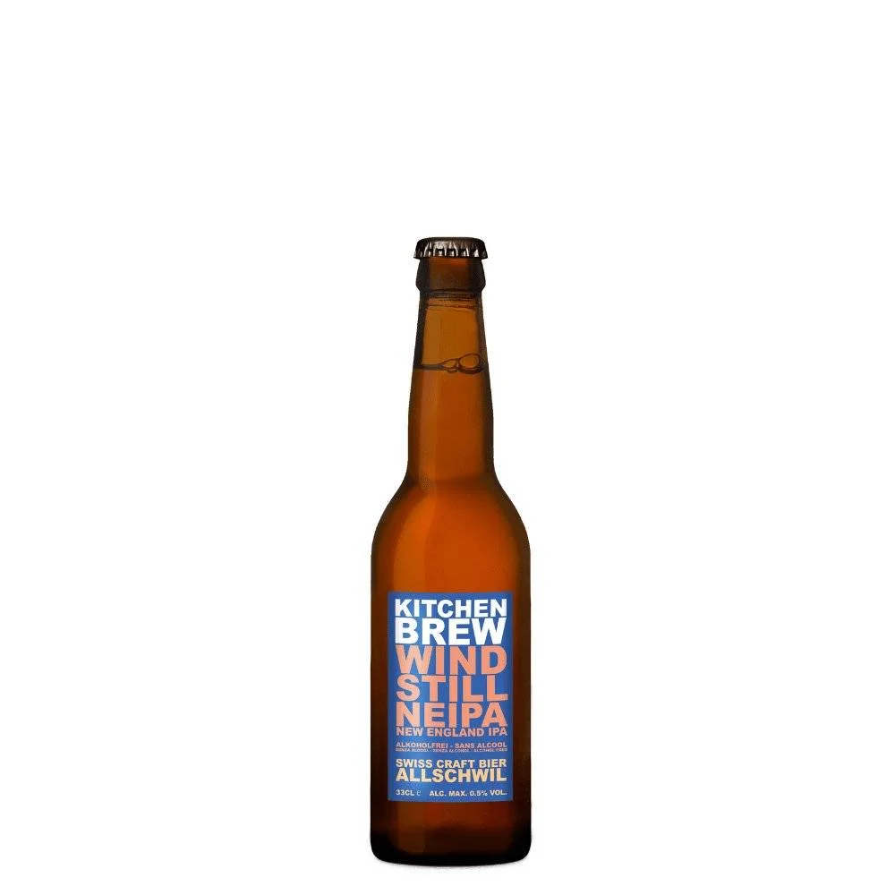 Windstill NEIPA non-alcoholic beer with tropical fruit aroma and balanced bitterness in a bright, unfiltered style